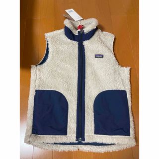 パタゴニア(patagonia)のパタゴニア　ベスト　キッズM(ジャケット/上着)