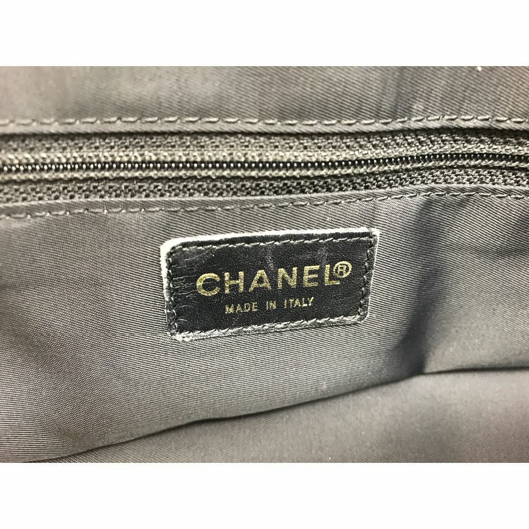 CHANEL(シャネル)の50023G ランクAB本物保証 CHANEL ニュートラベルライン シャネル レディースのバッグ(ショルダーバッグ)の商品写真