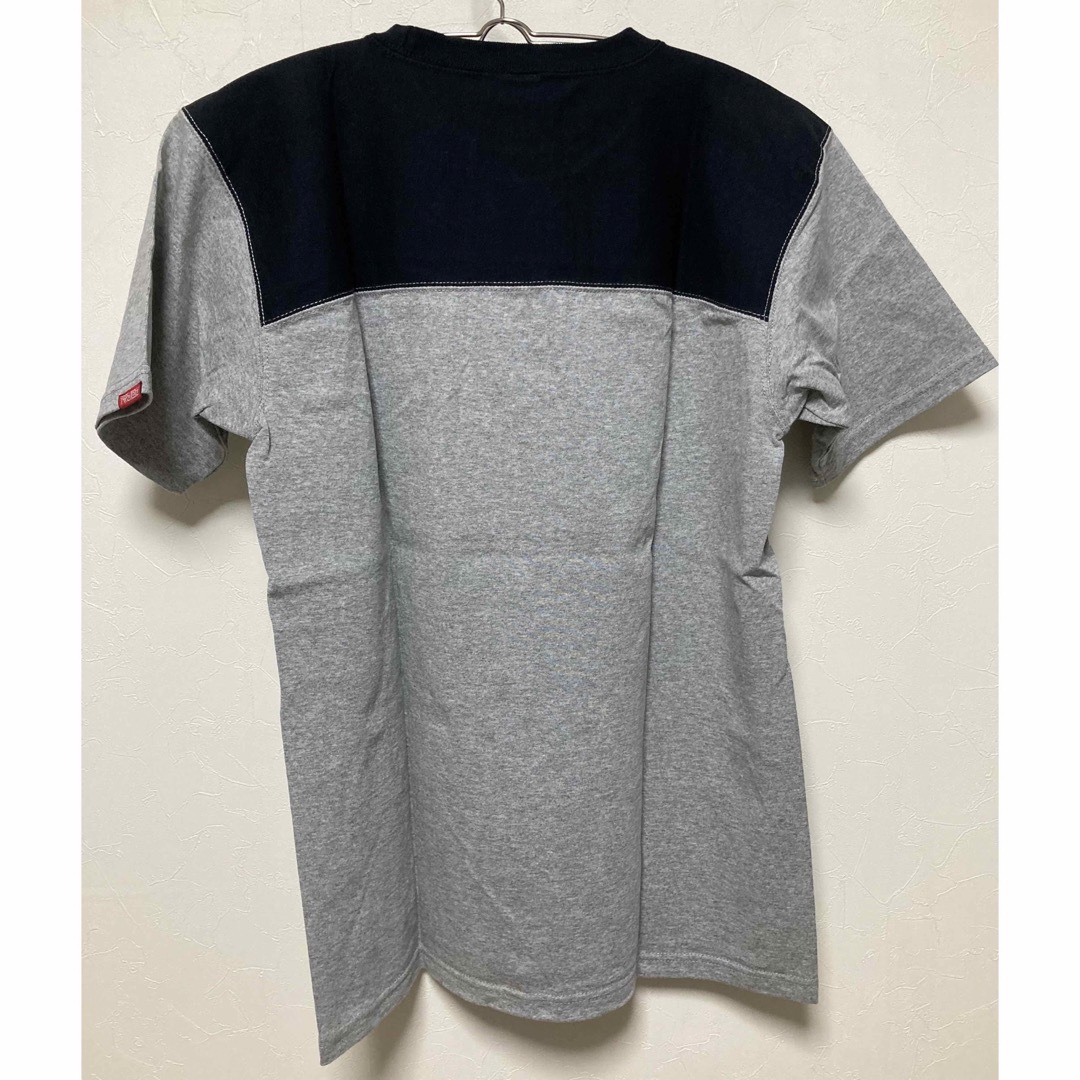 ドロヘドロ Tシャツ メガヘルツ MHz メンズのトップス(Tシャツ/カットソー(半袖/袖なし))の商品写真