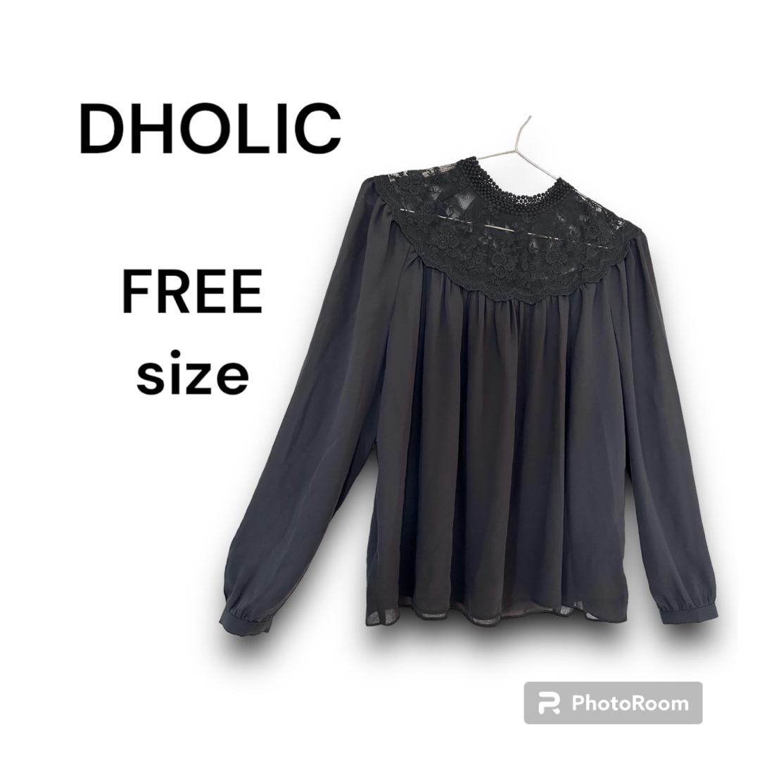 dholic(ディーホリック)のDHOLIC ブラウス　ブラックコーデ　お呼ばれコーデ レディースのトップス(シャツ/ブラウス(長袖/七分))の商品写真