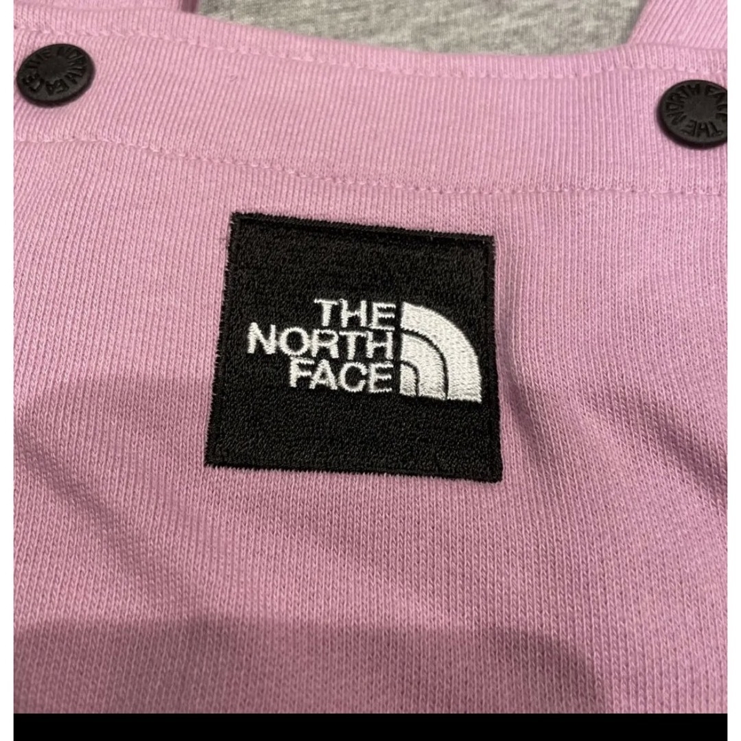 THE NORTH FACE(ザノースフェイス)のノースフェイス　スウェットロゴオーバーオール　ピンク　90 キッズ/ベビー/マタニティのキッズ服男の子用(90cm~)(パンツ/スパッツ)の商品写真