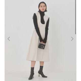 ルシェルブルー(LE CIEL BLEU)のOrganic Line Neck Dress【Off White / 36】(ひざ丈ワンピース)