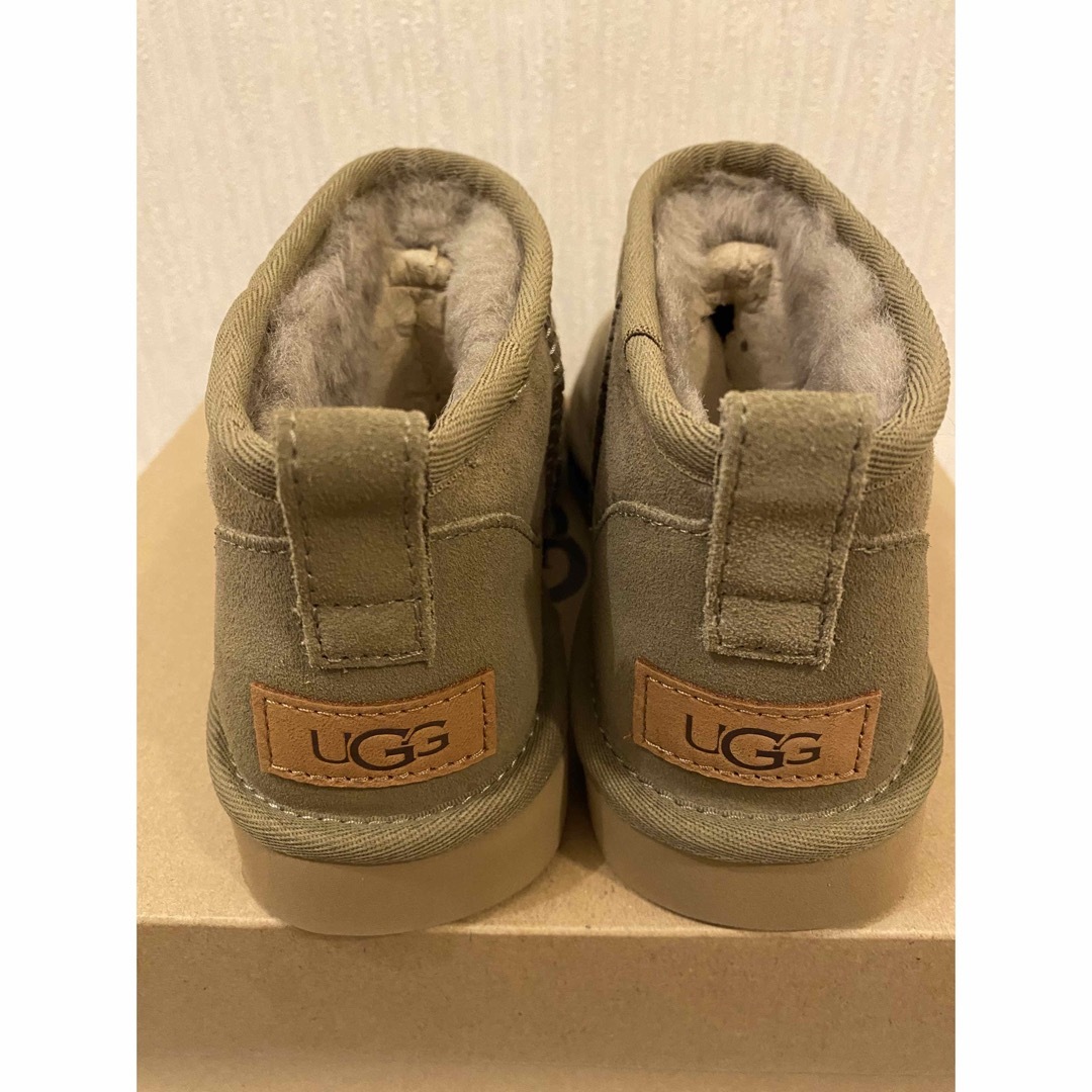 UGG   アグ UGG ムートン ブーツ クラシック ウルトラ ミニ シープ