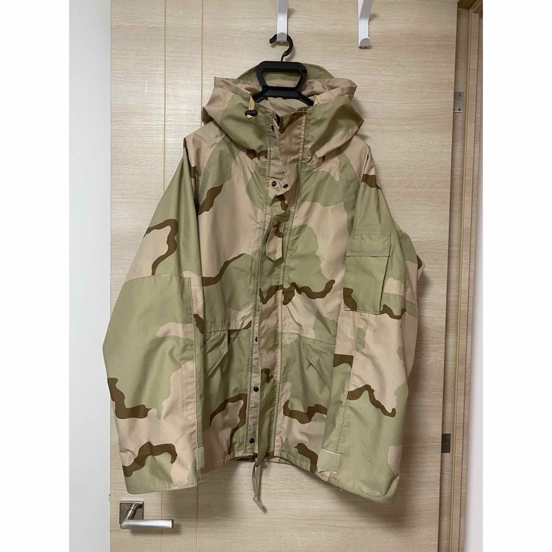 米軍ECWCS LARGE-REGULAR デザートカモ GORE-TEX メンズのジャケット/アウター(ミリタリージャケット)の商品写真