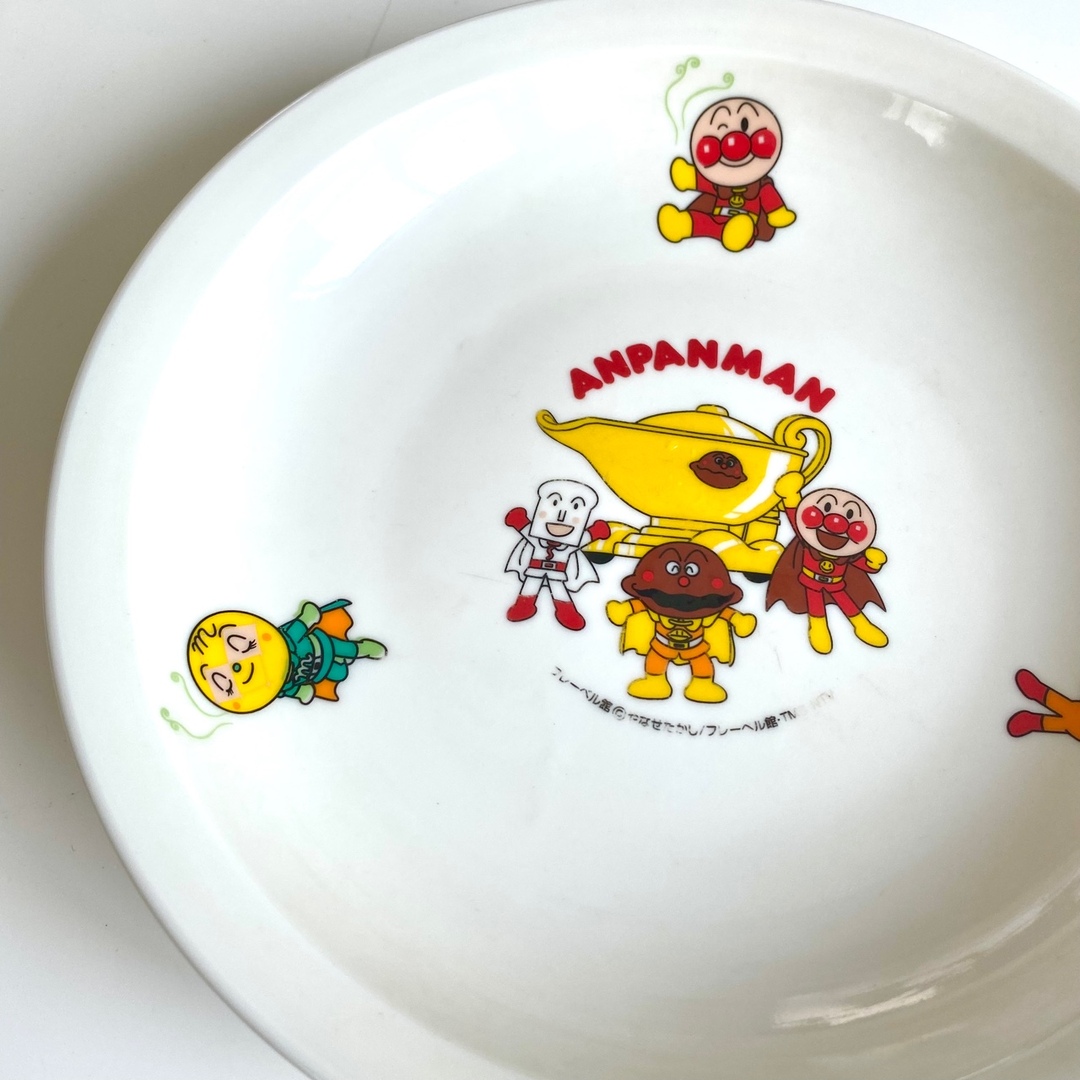BANDAI(バンダイ)のアンパンマン カレー皿 ２枚セット 大皿 食器  大皿 食器 子供 インテリア/住まい/日用品のキッチン/食器(食器)の商品写真