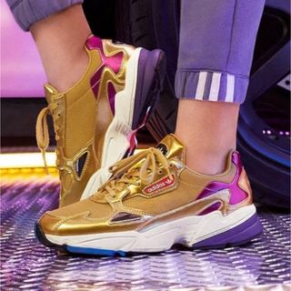 アディダス(adidas)のadidas originals Falcon(スニーカー)