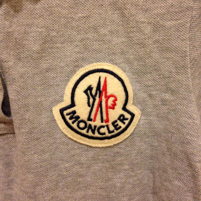 MONCLER(モンクレール)のMONCLER👕ポロシャツ レディースのトップス(ポロシャツ)の商品写真