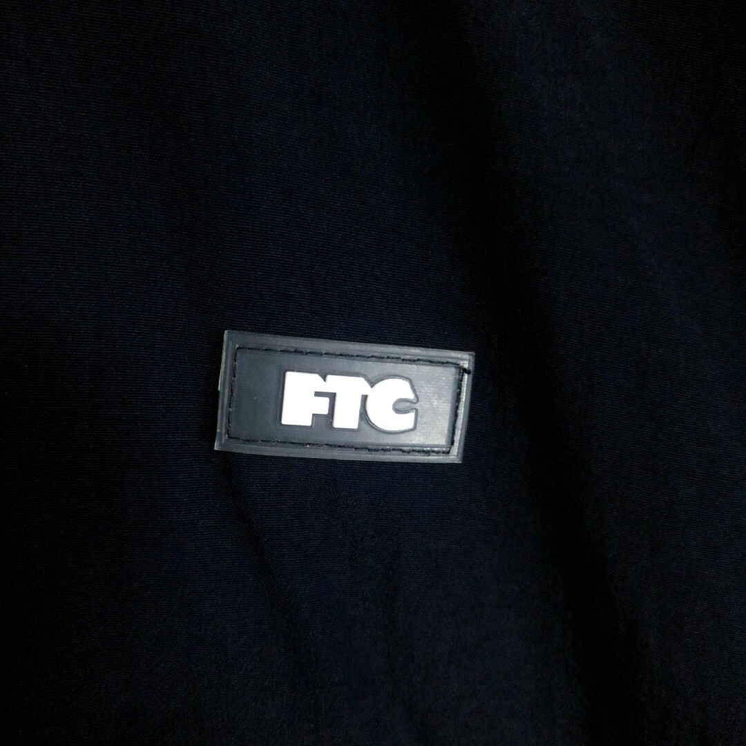 FTC(エフティーシー)の《FTC(エフティーシー)》切り替え　ビッグシルエットナイロントラックジャケット メンズのジャケット/アウター(ナイロンジャケット)の商品写真