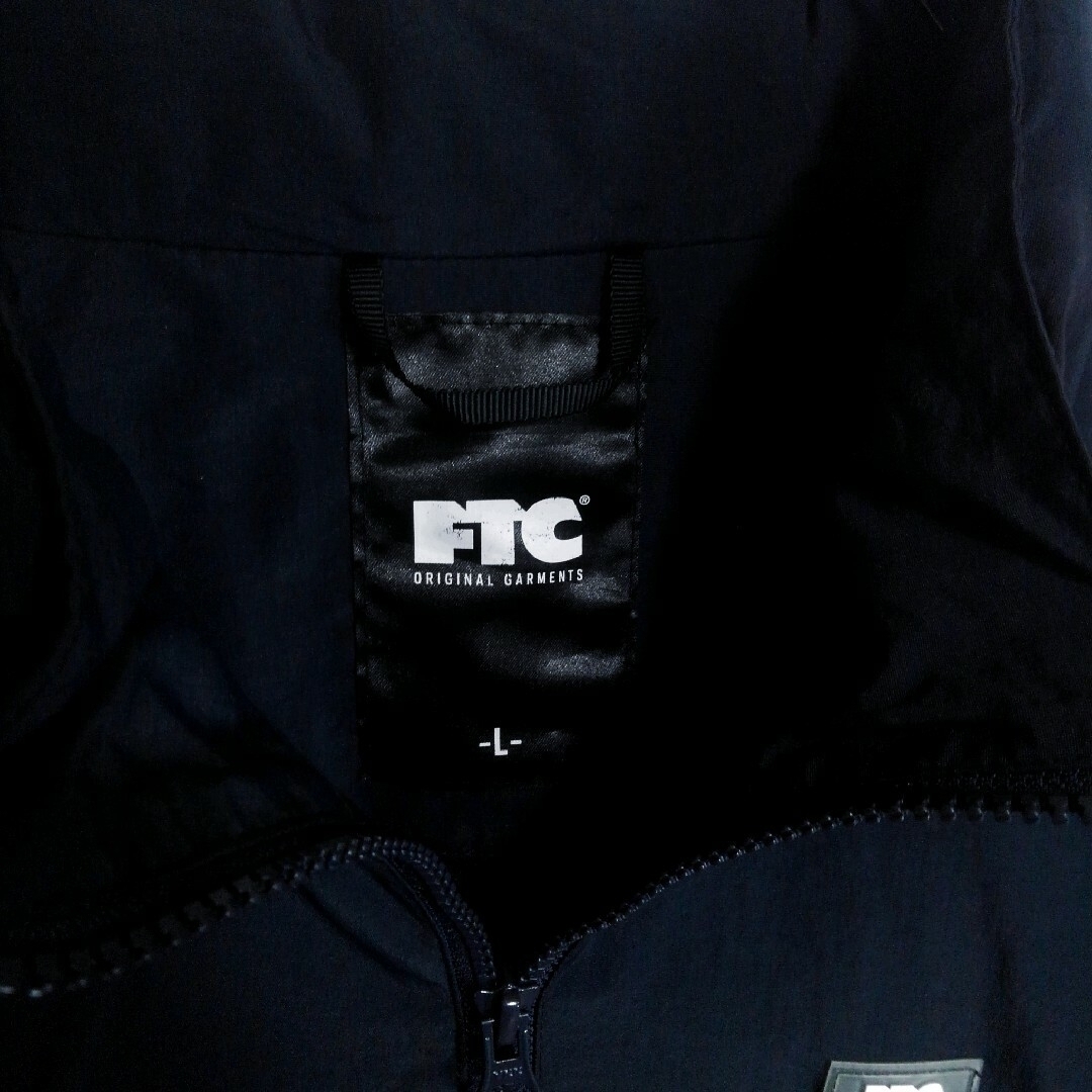 FTC(エフティーシー)の《FTC(エフティーシー)》切り替え　ビッグシルエットナイロントラックジャケット メンズのジャケット/アウター(ナイロンジャケット)の商品写真