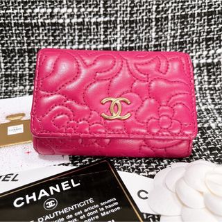 シャネル(CHANEL)のCHANEL キーケース　カメリア　NO5  アイコンステッチ　ピンク(キーケース)