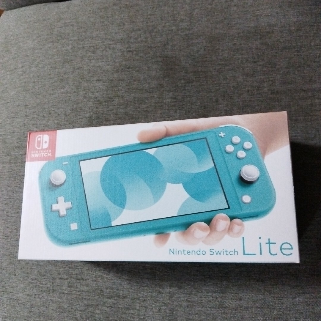 任天堂スイッチライト　turquoise 新品