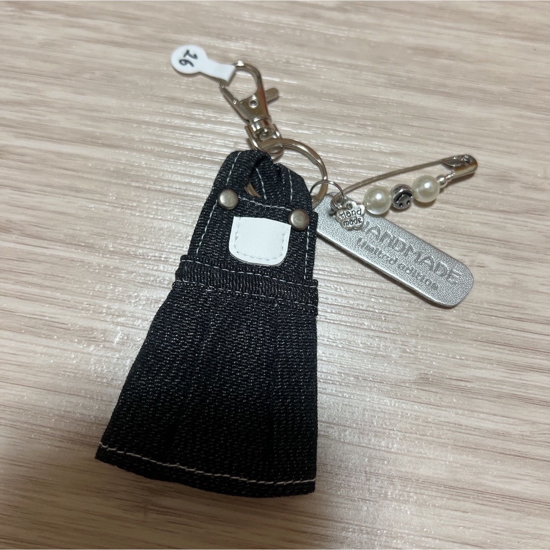 ハンドメイド キーホルダー オーバーオール スカート デニム風の通販 ... ハンドメイド ストラップ デニム風 オーバーオール スカート