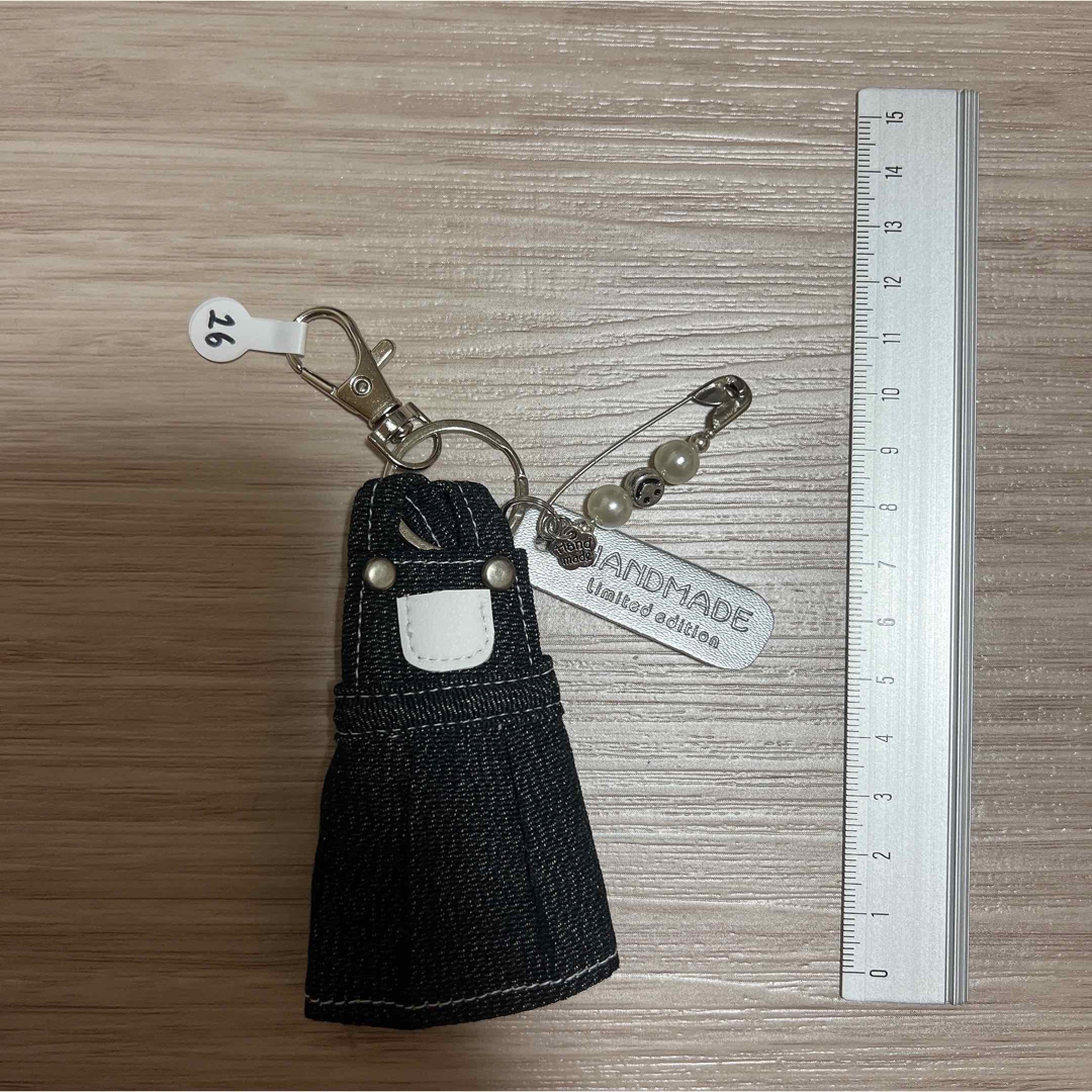 ハンドメイド キーホルダー オーバーオール スカート デニム風の通販 ... ハンドメイド ストラップ デニム風 オーバーオール スカート