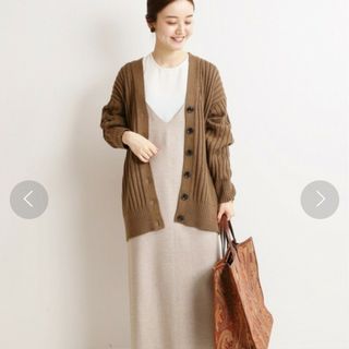 18AW美品Chere CODE BIG Vネックプルオーバー