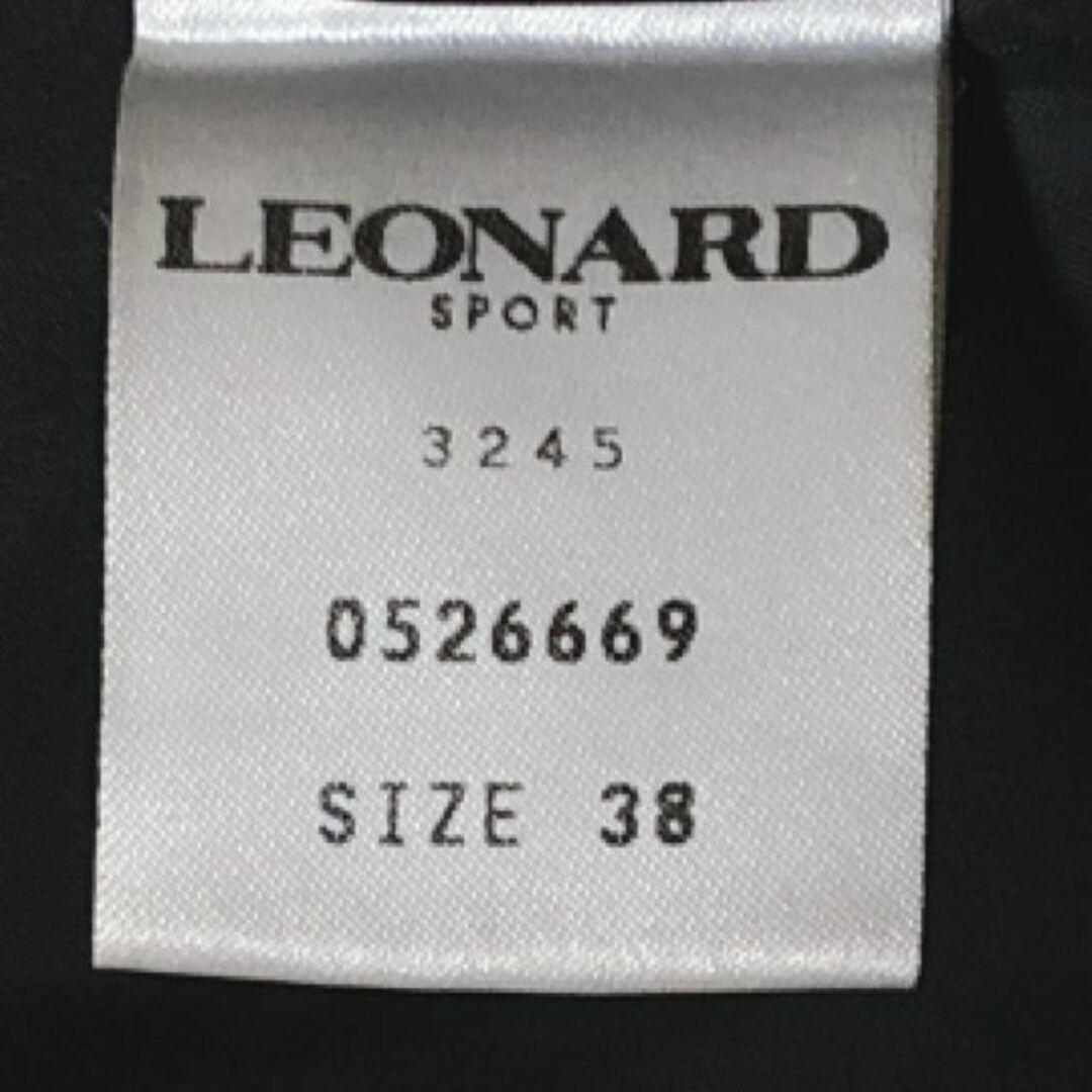 39ｃｍ身幅レオナール ダウンコート 38/LEONARD SPORT 花柄ライン フード