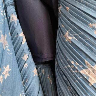 トップス極美品 セルフポートレイト プリーツミディカクテルワンピース ドレス 紺 US2