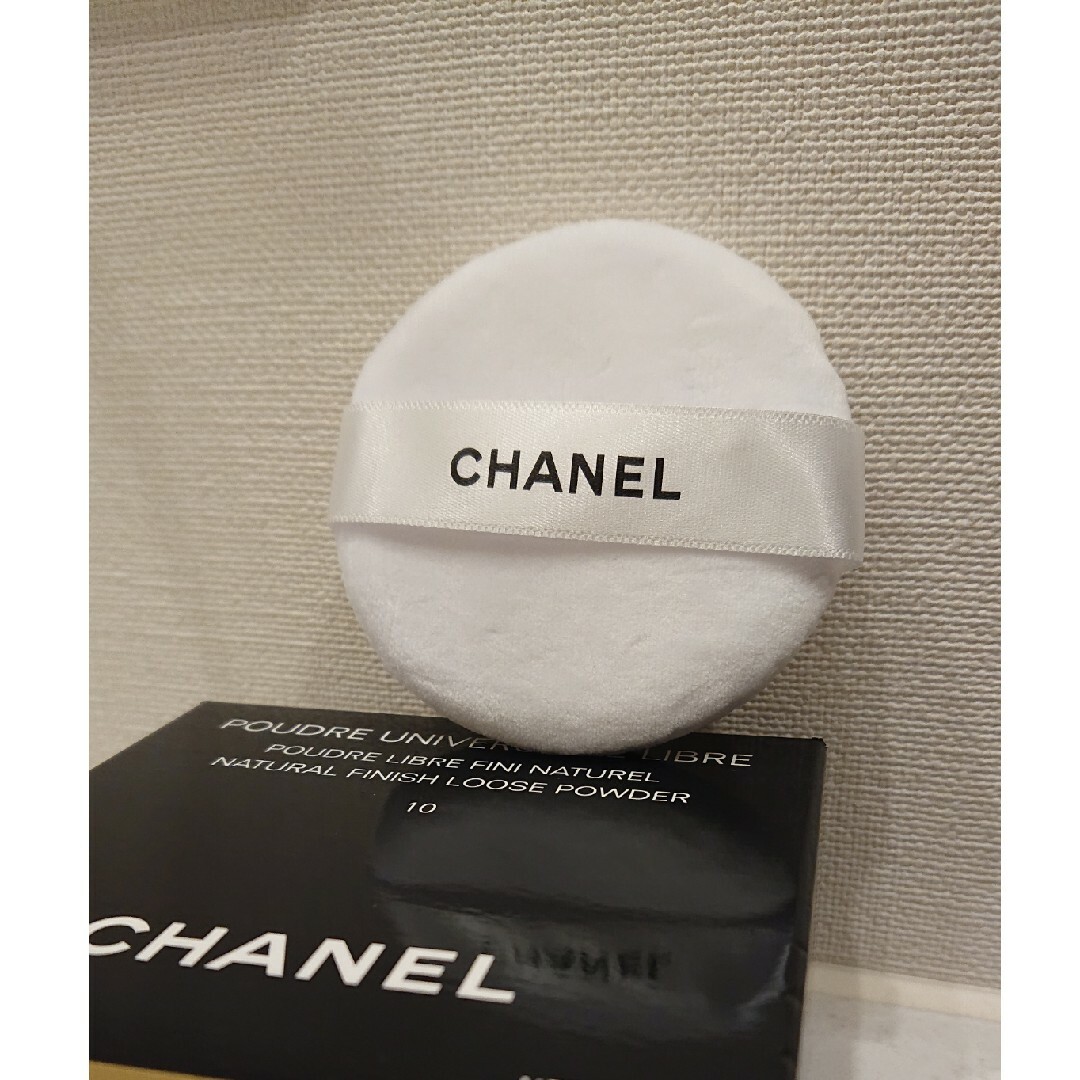 CHANEL(シャネル)の新品未使用品 CHANEL パフ コスメ/美容のメイク道具/ケアグッズ(パフ・スポンジ)の商品写真