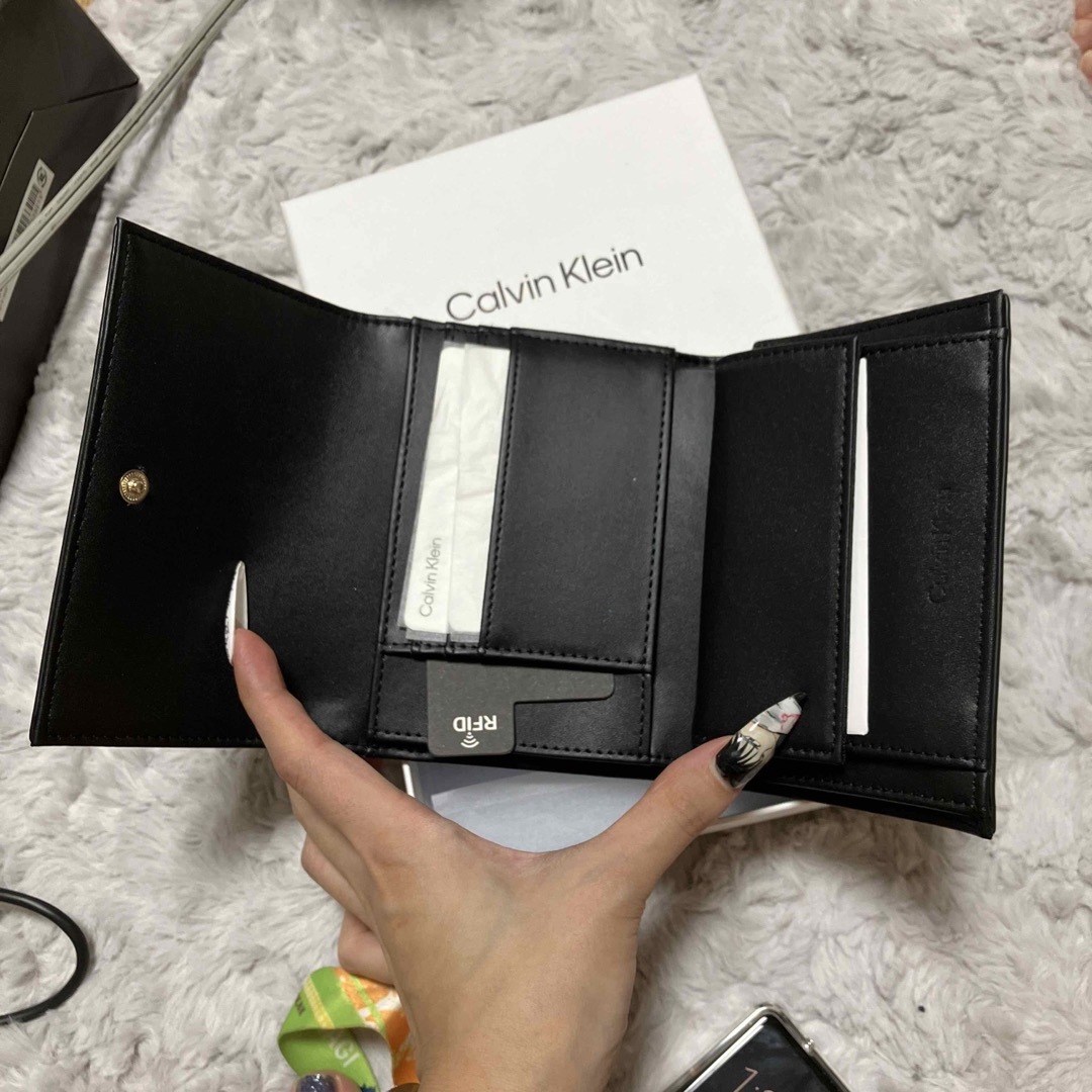 CK カルバンクライン ミニカラー 3つ折り財布 876605 ブラック