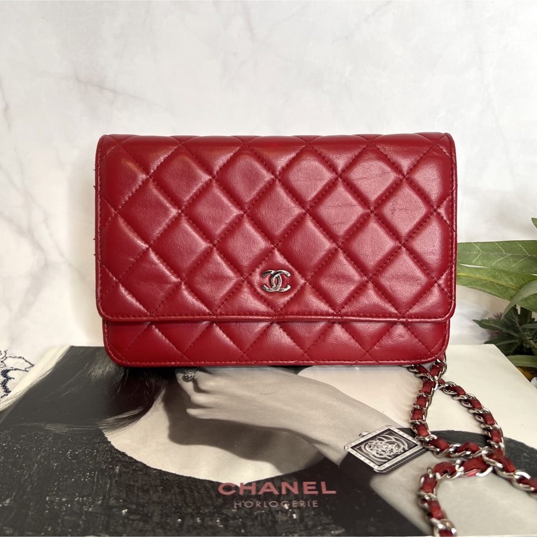 CHANEL シャネル【美品】チェーンウォレット レッド ショルダーバッグ