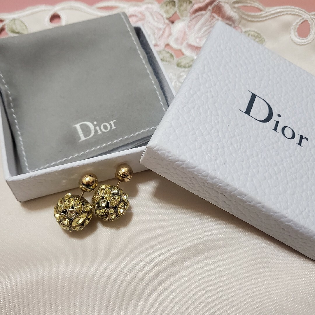 ディオールです DIOR TRIBALES ピアス 美品 - アクセサリー