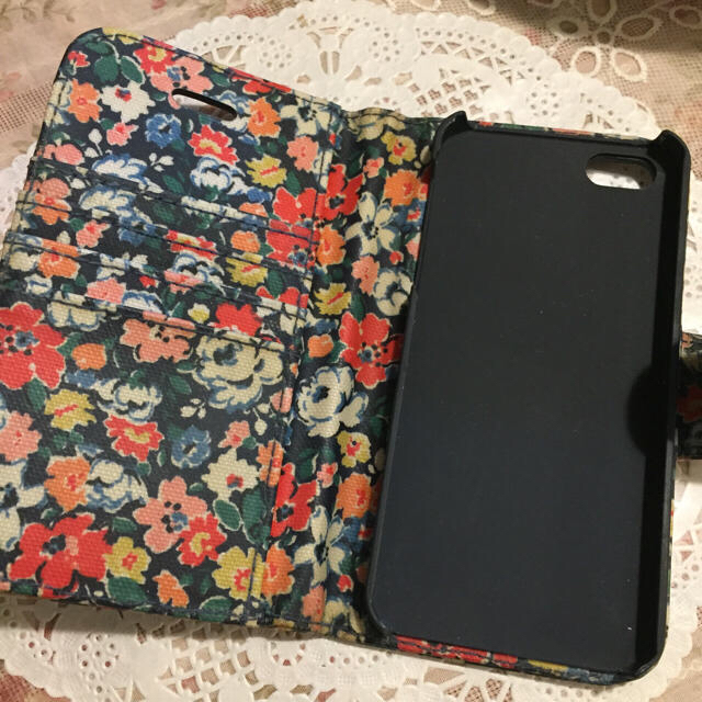 Cath Kidston(キャスキッドソン)のCath KidstoniPhoneケース スマホ/家電/カメラのスマホアクセサリー(モバイルケース/カバー)の商品写真