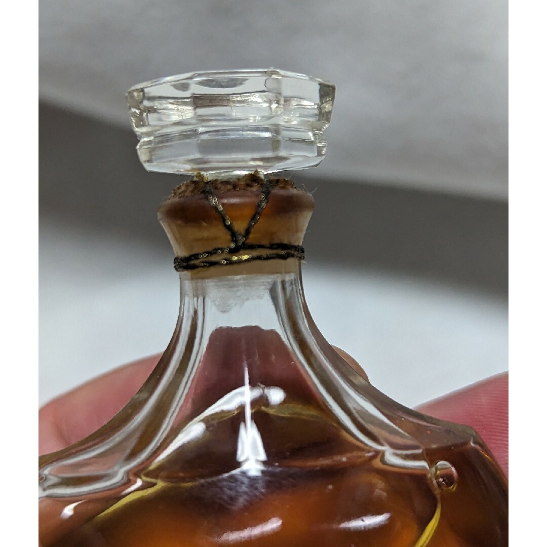 NINA RICCI - 廃盤希少未開封ニナリッチレールデュタン30ml NINA RICCI - 廃盤希少未開封ニナリッチレールデュタン30ml
