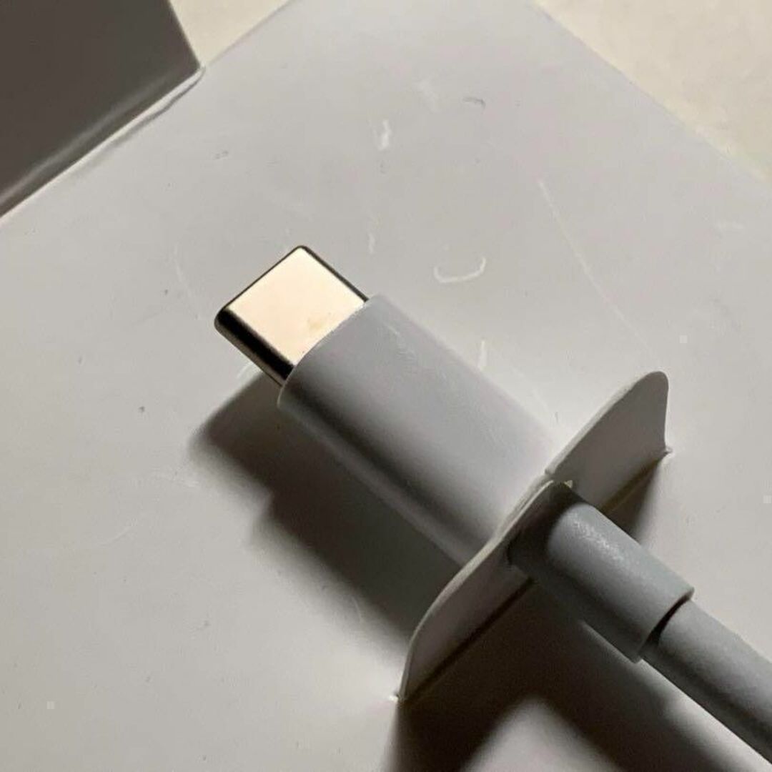 Apple MAC 純正品 ほぼ新品 USB Ｃ アダプタ