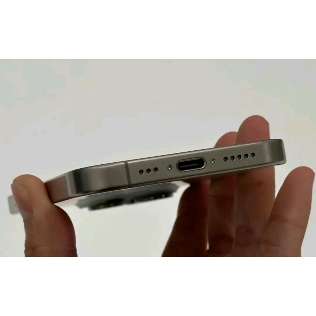 新品未開封品 iPhone 15 ProMax ﾅﾁｭﾗﾙﾁﾀﾆｳﾑ 256GB 8