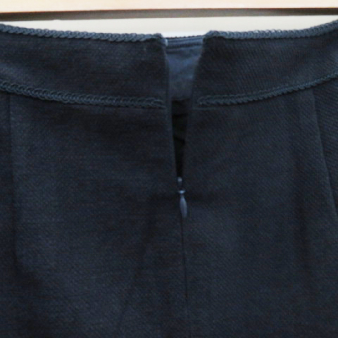 UNITED ARROWS(ユナイテッドアローズ)のユナイテッドアローズ タイトスカート ひざ丈 無地 ウール混 40 紺 ネイビー レディースのスカート(ひざ丈スカート)の商品写真