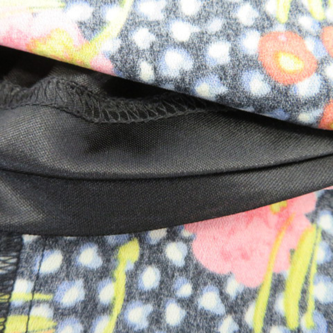 ViS(ヴィス)のビス フレアスカート ロング丈 花柄 F マルチカラー 黒 ブラック /YK12 レディースのスカート(ロングスカート)の商品写真