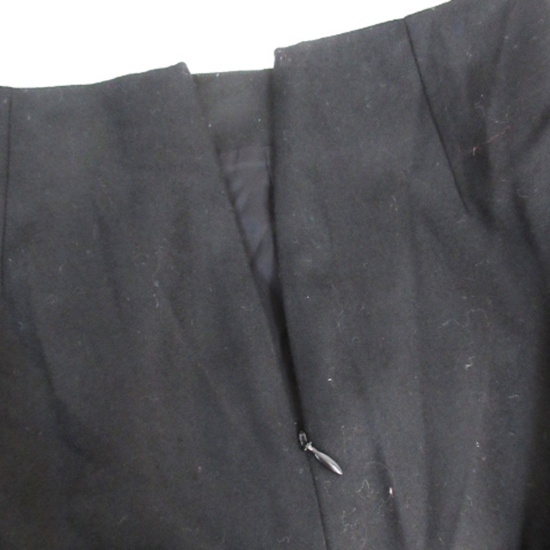 M-premier(エムプルミエ)のエムプルミエ トランペットスカート フレアスカート ミモレ丈 36 黒 ■MO レディースのスカート(ひざ丈スカート)の商品写真