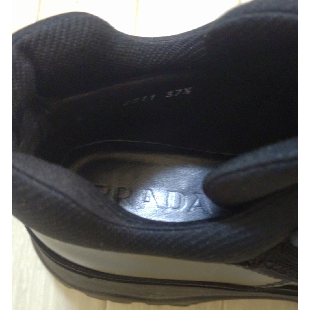 PRADA(プラダ)のPRADA VIBRAM　プラダ　ビブラム　ベルクロ　シューズ レディースの靴/シューズ(その他)の商品写真