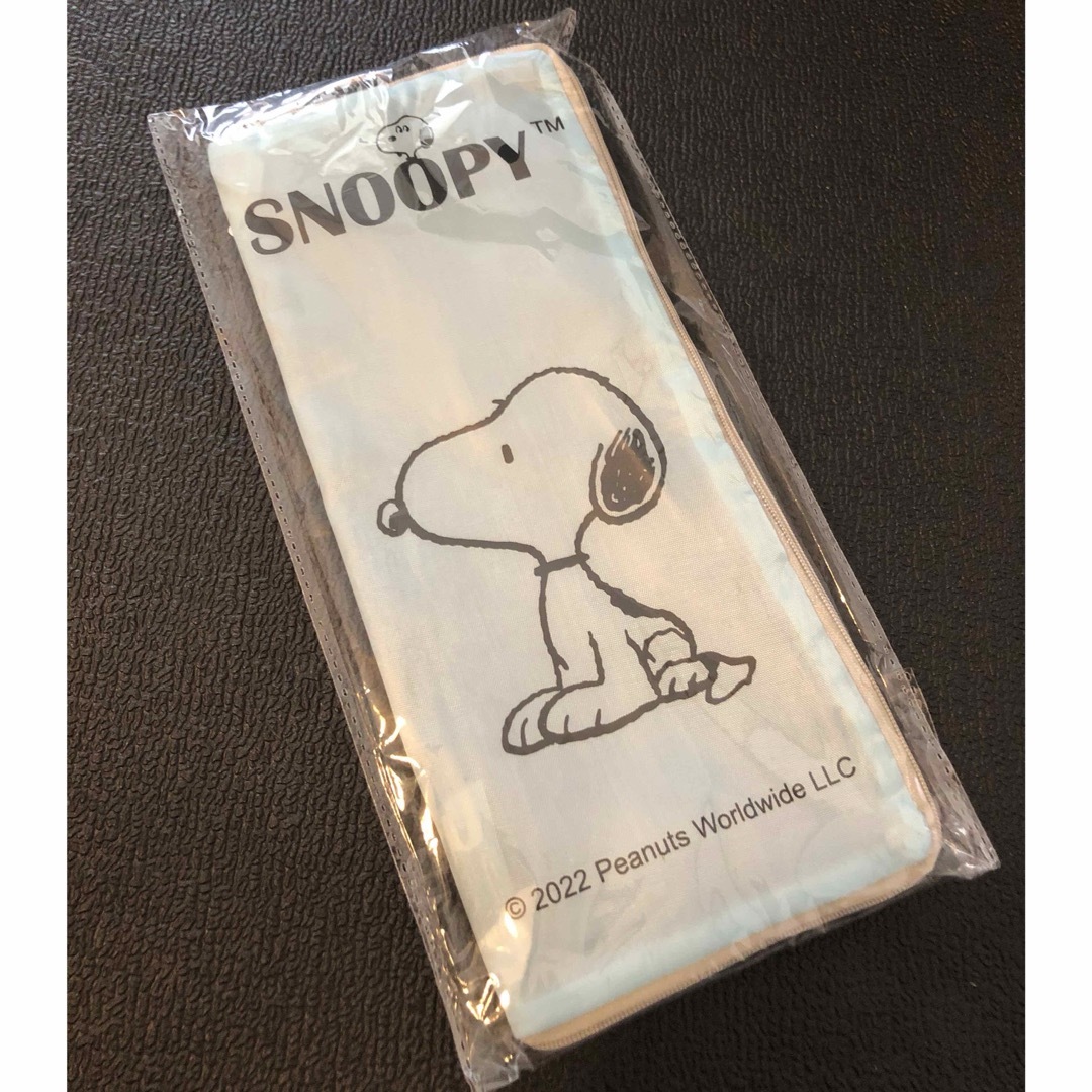 SNOOPY(スヌーピー)の新品SNOOPY＊傘カバー エンタメ/ホビーのおもちゃ/ぬいぐるみ(キャラクターグッズ)の商品写真