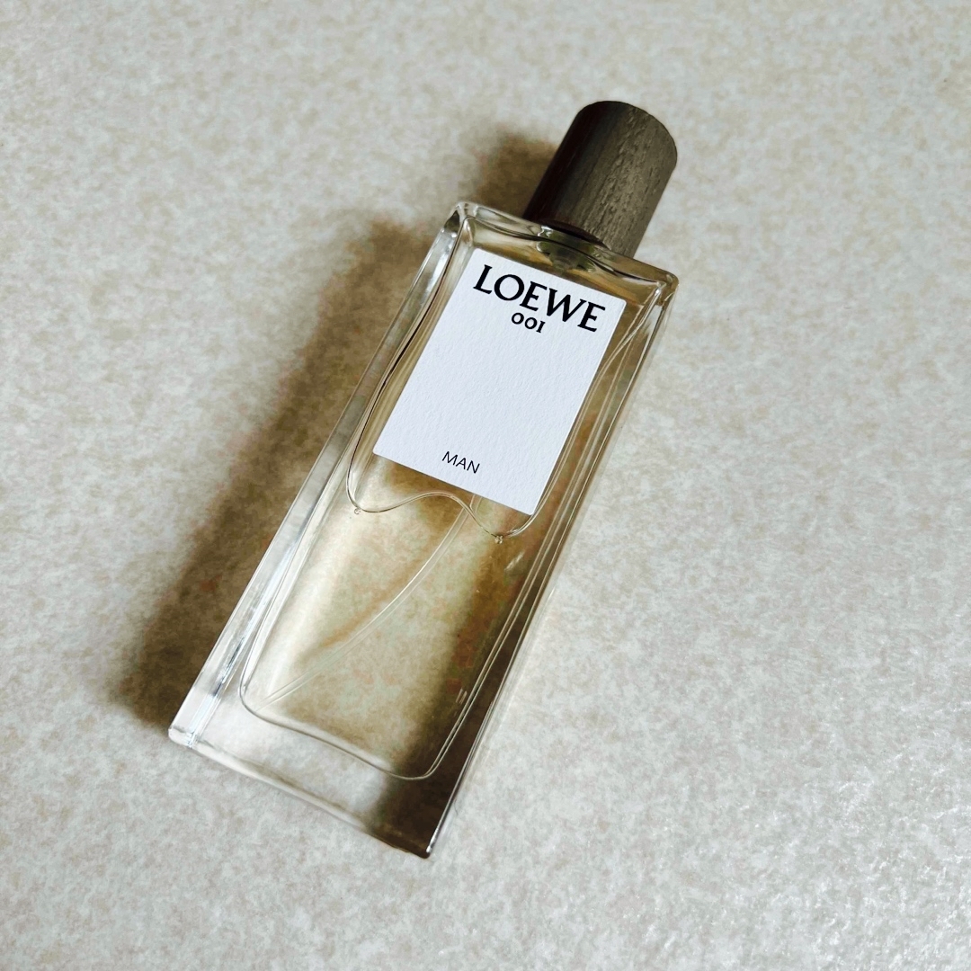 数回使用 LOEWE 001 ロエベ 香水 - ユニセックス