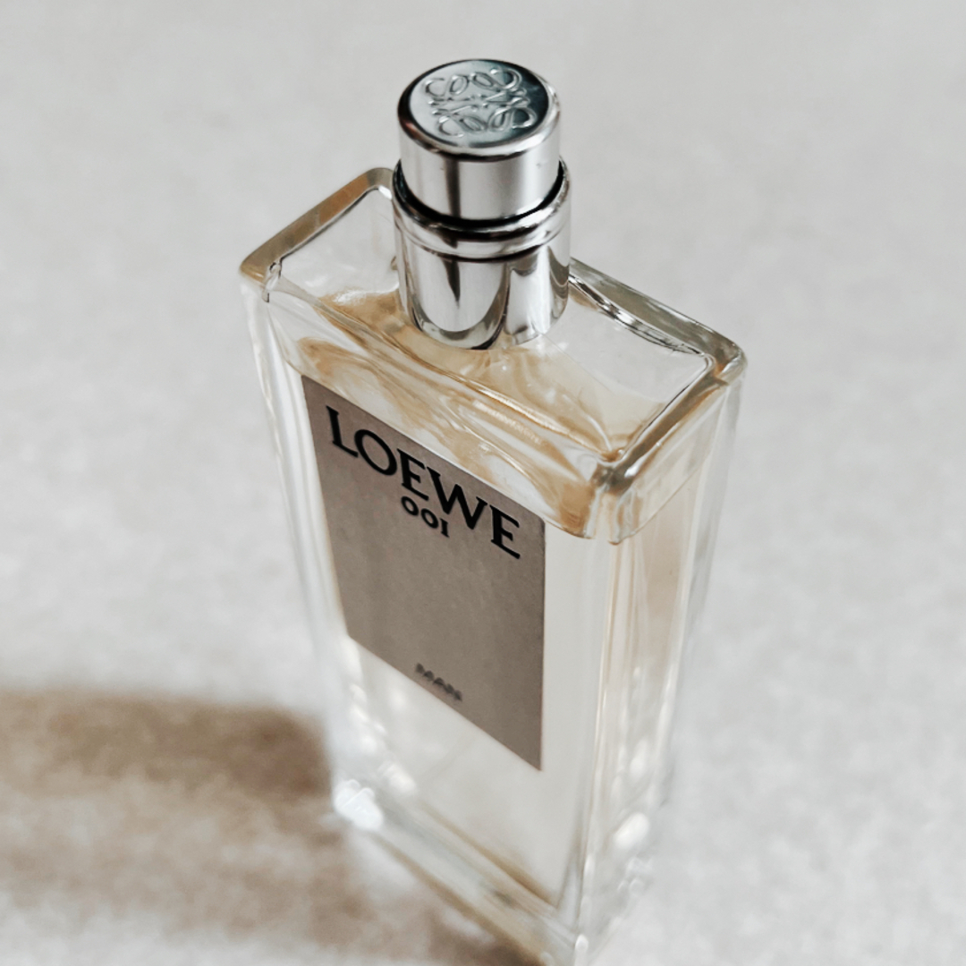 数回使用 LOEWE 001 ロエベ 香水 - ユニセックス