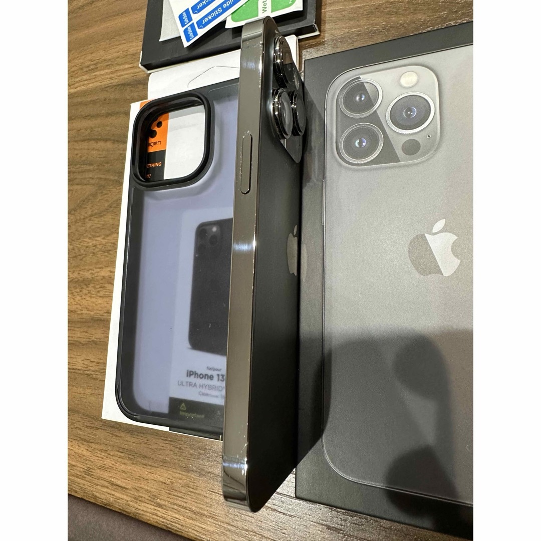 【美品】iPhone13 pro 256GB グラファイト　ケース　フィルム付き