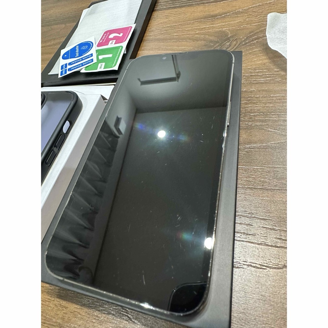 【美品】iPhone13 pro 256GB グラファイト　ケース　フィルム付き