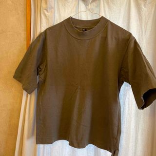 ユニクロ(UNIQLO)のUNIQLO ダークグレー　Tシャツ(Tシャツ(半袖/袖なし))