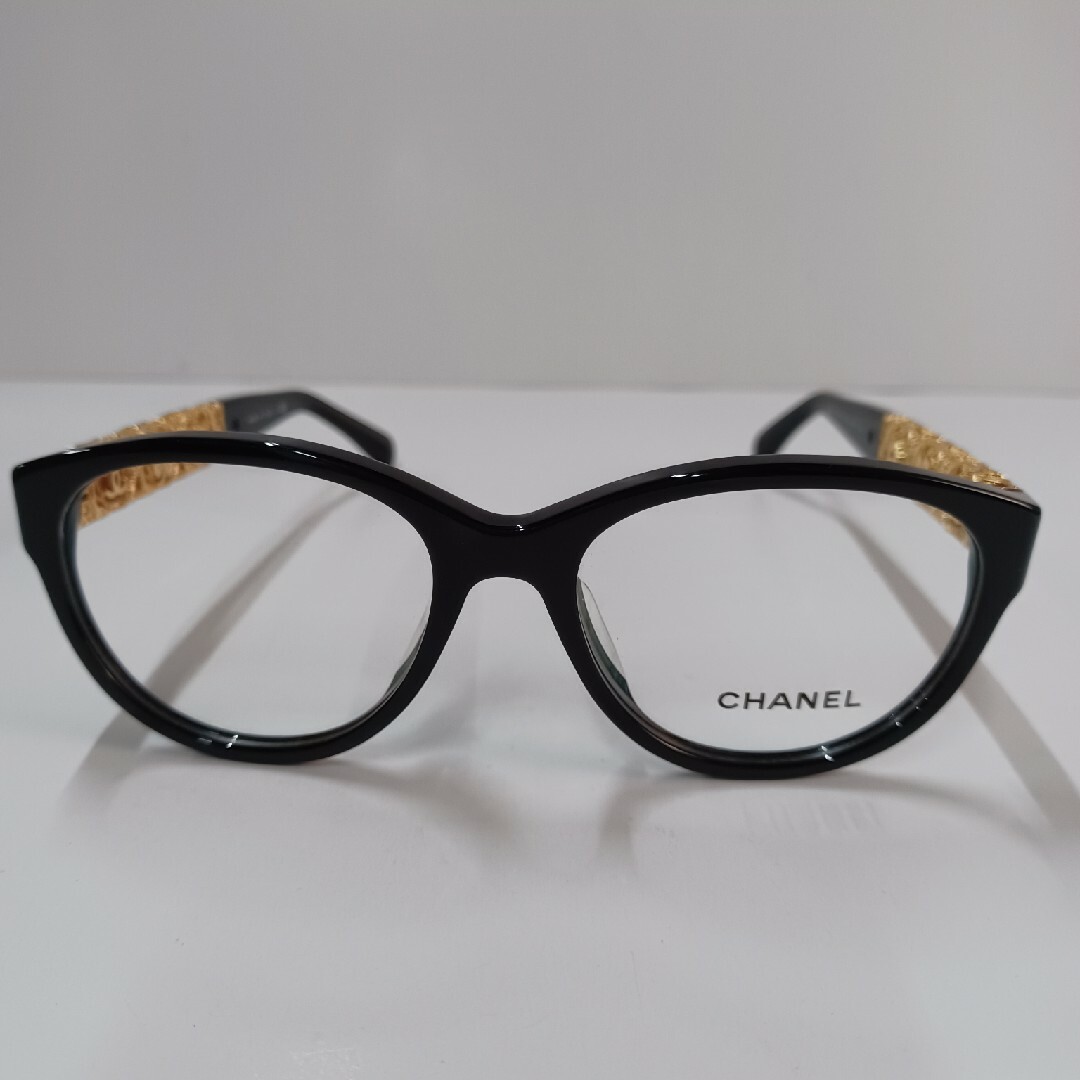 Chanel 5479 501/S4 Sunglasses Polished Black w/ Gold Heart CC Logo