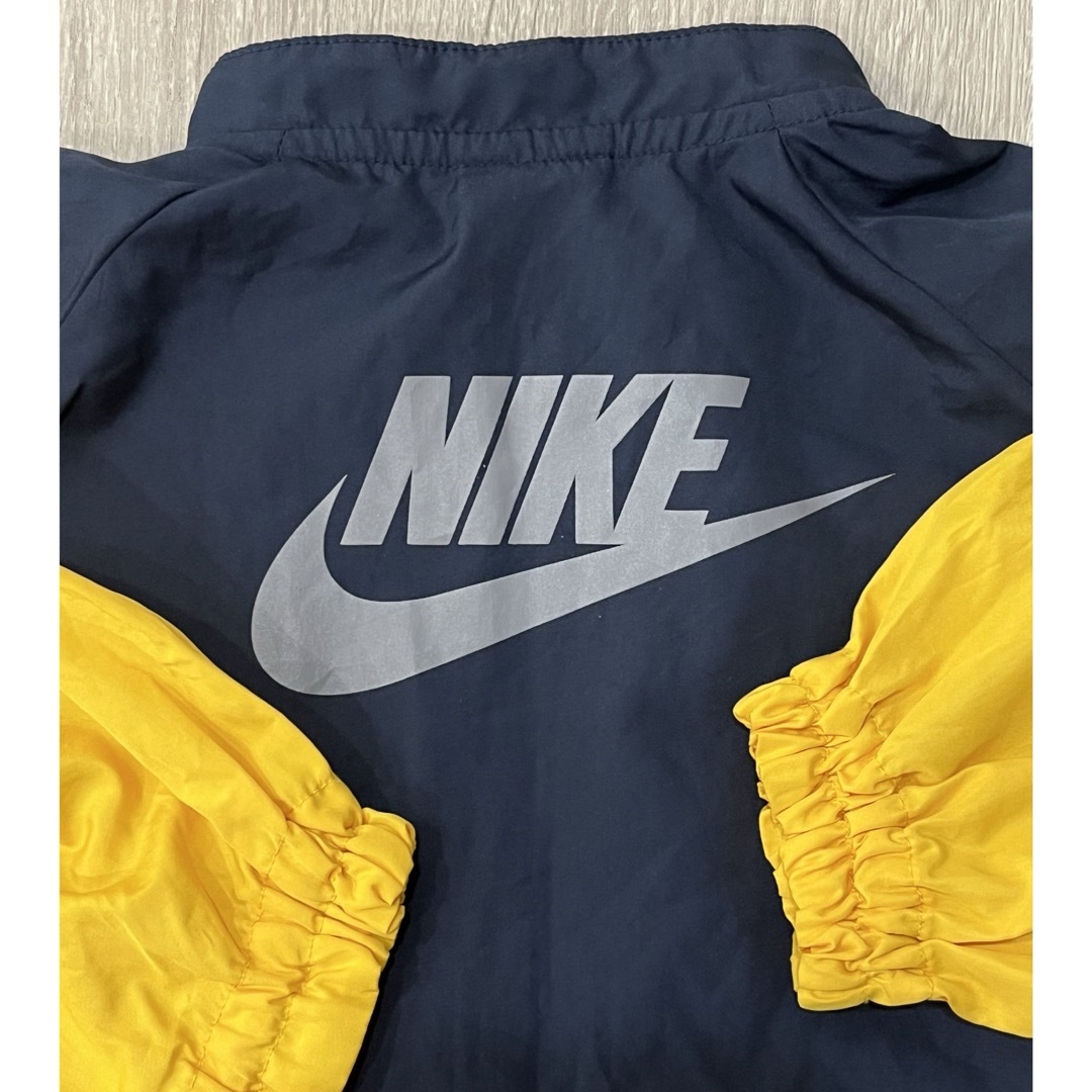 NIKE(ナイキ)の砂場遊びに◎NIKE 90size ウインドブレーカー キッズ/ベビー/マタニティのキッズ服男の子用(90cm~)(ジャケット/上着)の商品写真