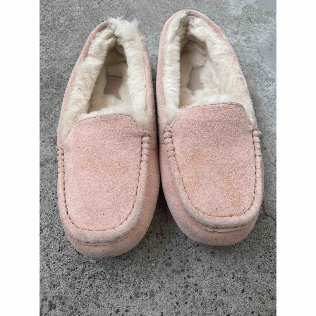 UGG - UGG モカシン ピンク 25センチの通販 by RIO's shop|アグ