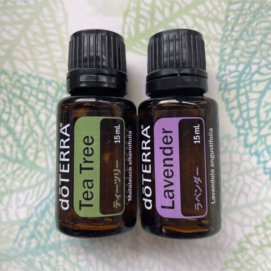 エッセンシャルオイル（精油）ドテラ　doTERRA ラベンダー　ティーツリー　2本セット