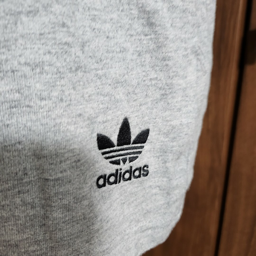 adidas(アディダス)のアディダス　　Tシャツ レディースのトップス(Tシャツ(半袖/袖なし))の商品写真