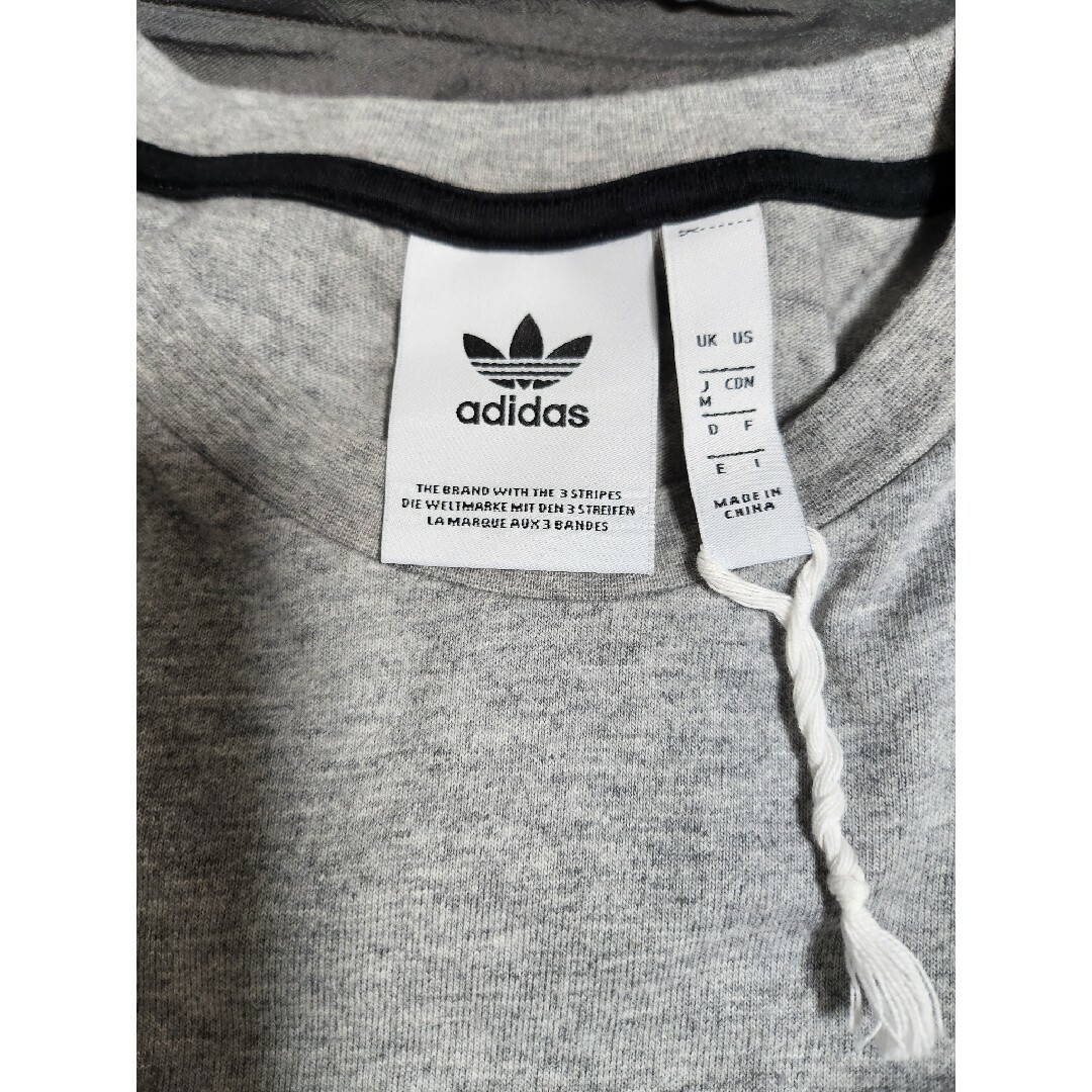 adidas(アディダス)のアディダス　　Tシャツ レディースのトップス(Tシャツ(半袖/袖なし))の商品写真