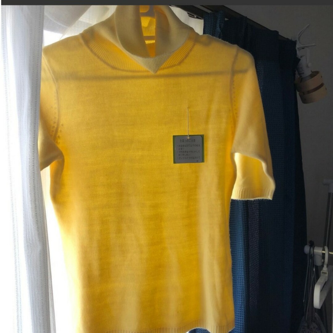 【新品未使用】黄色セーター Mサイズ レディースのトップス(ニット/セーター)の商品写真