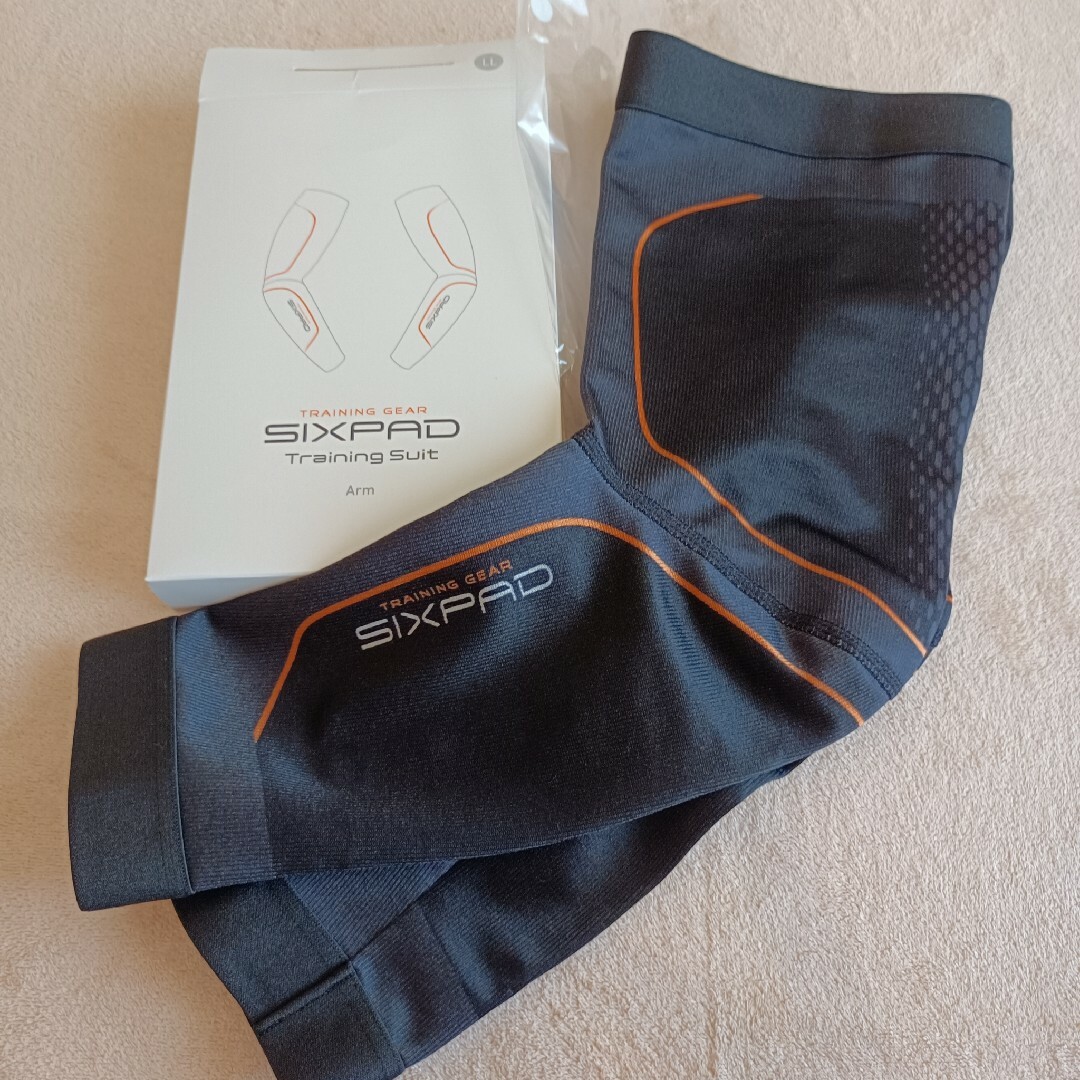 SIXPAD - SIXPAD Training Suit アームサポーター LLサイズの通販 by