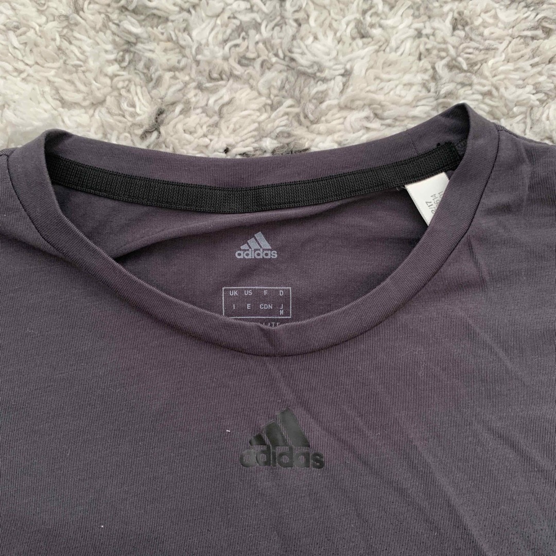 adidas(アディダス)のアディダス　Tシャツ カットソー  メンズのトップス(Tシャツ/カットソー(半袖/袖なし))の商品写真
