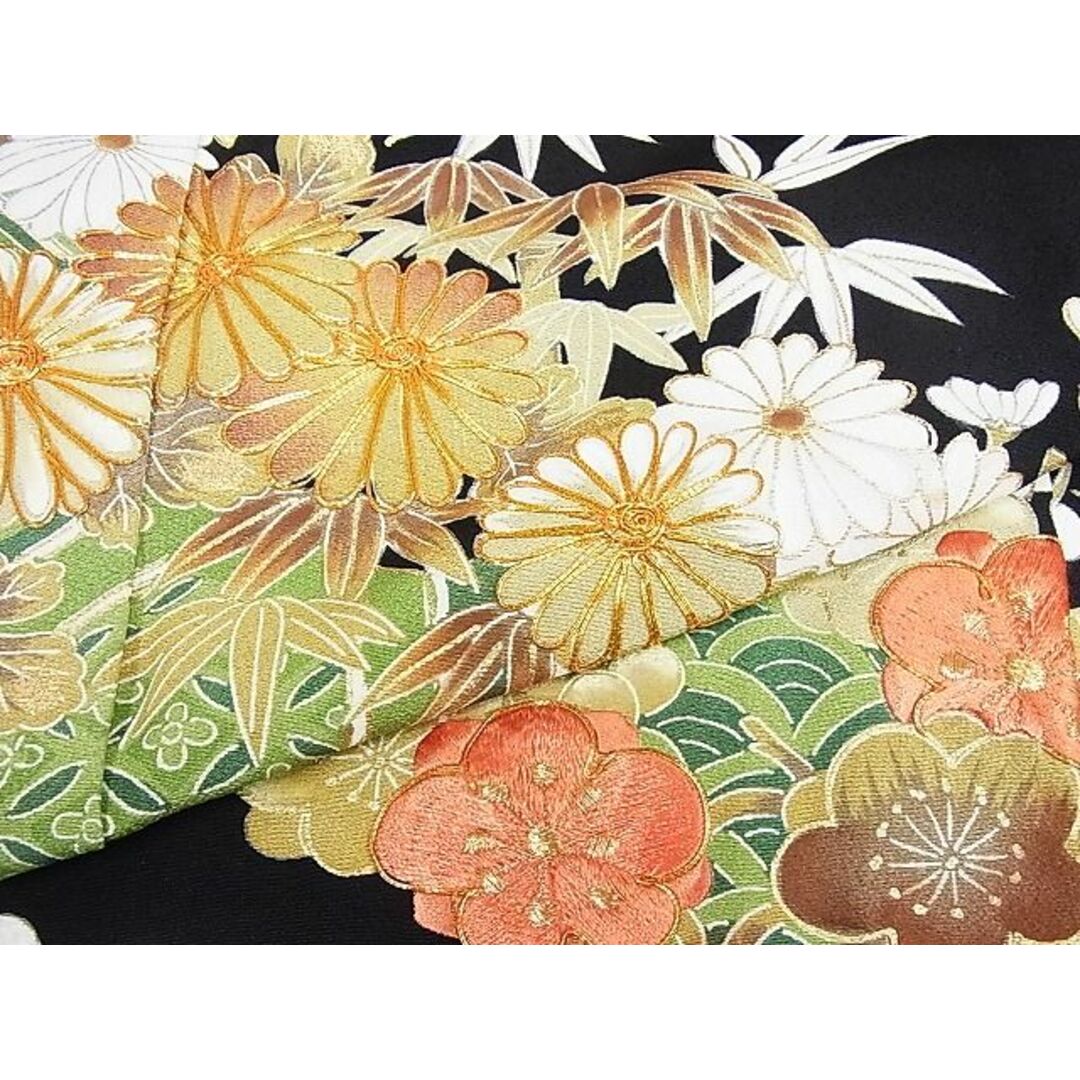 平和屋-こころ店■豪華黒留袖 駒刺繍 亀甲花文 金彩 着丈145.5cm 裄丈62cm 正絹 逸品 B-ph7152