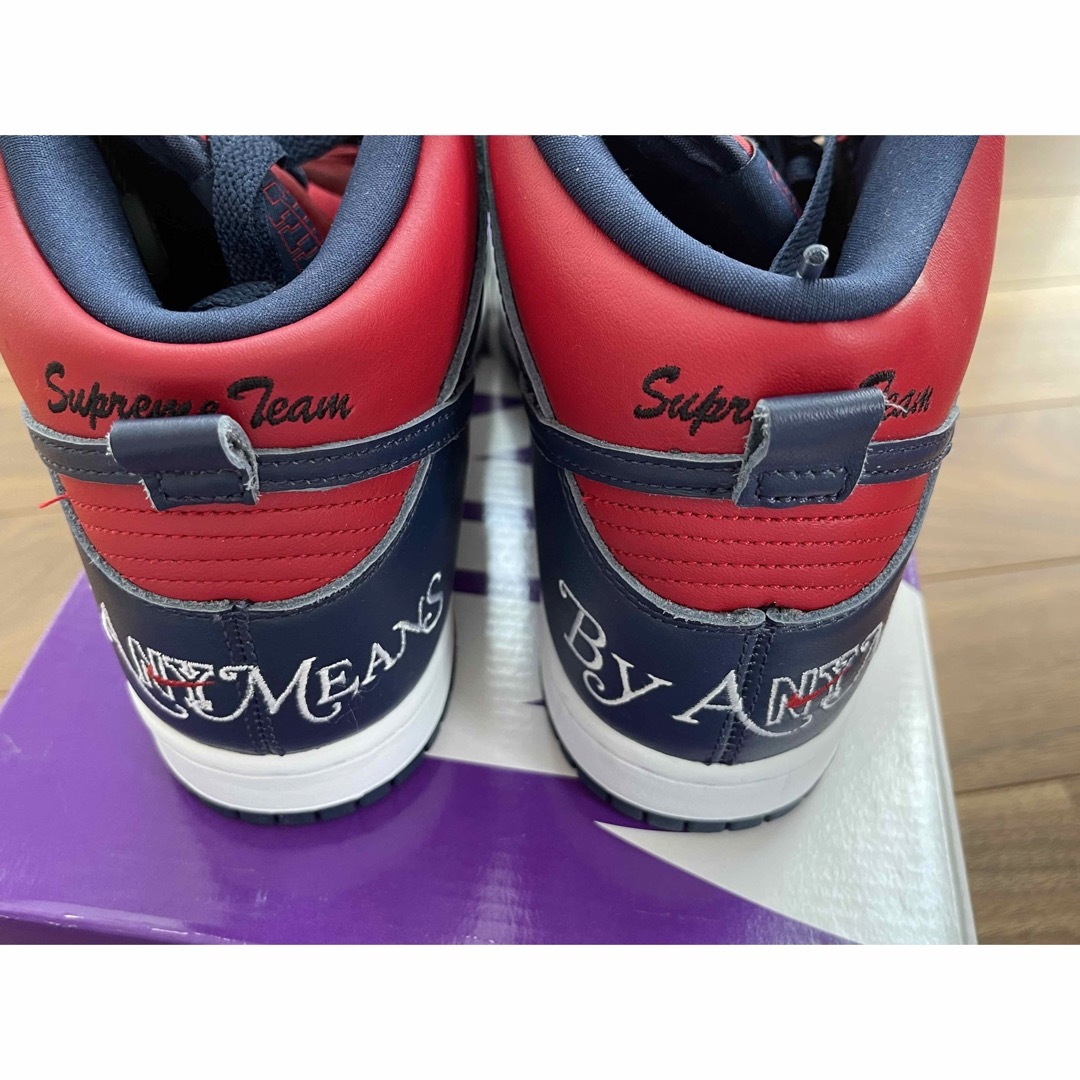 NIKE(ナイキ)の【新品未使用】　Supreme × Nike SB Dunk High メンズの靴/シューズ(スニーカー)の商品写真