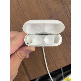 アップル(Apple)のAirPods pro 第1世代　充電器のみ(ヘッドフォン/イヤフォン)